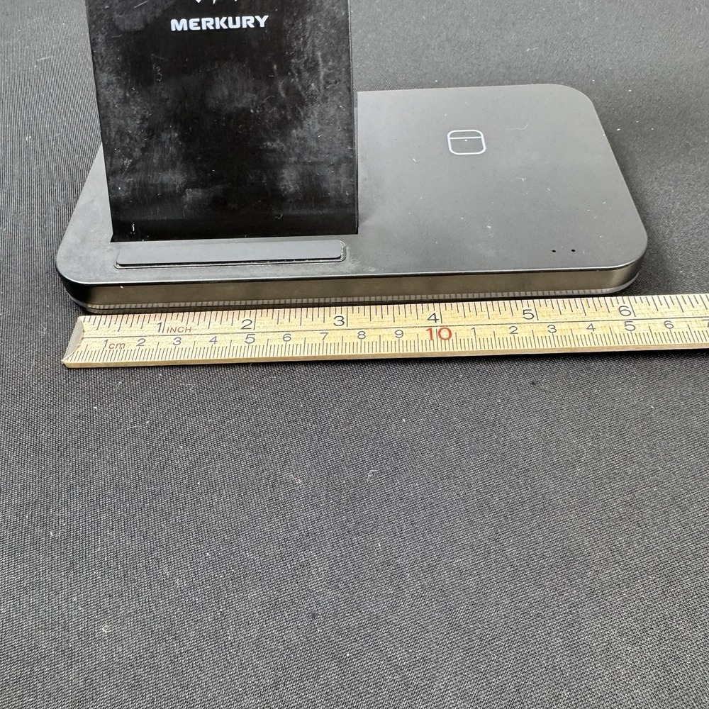 Merkury 3 in 1 wireless charger With USB Charging Cord - Picture 4 of 7